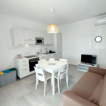 Mary G 2 In 1 Apartament *